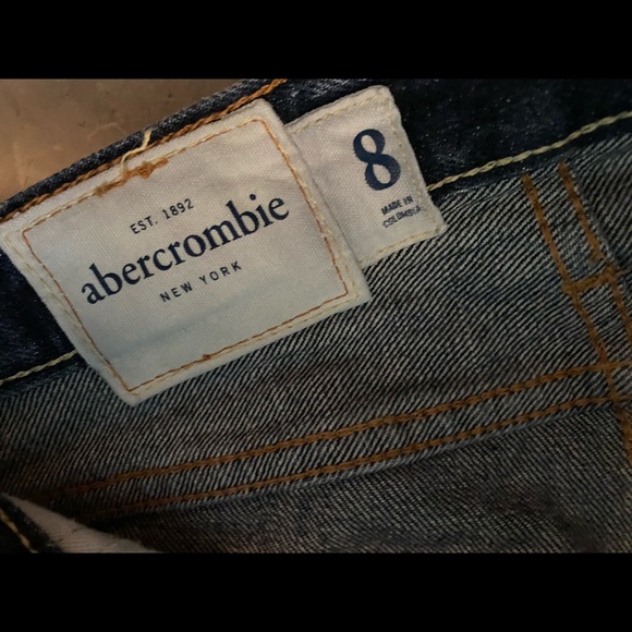 Abercrombie Kid’s boy’s jeans, low rise boot. - Picture 2 of 4